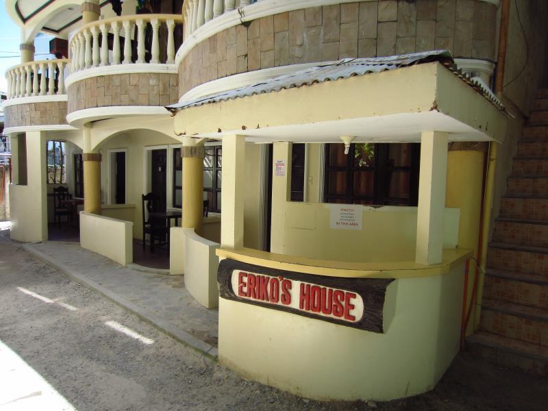 Eriko'S House Hotell Balabag  Exteriör bild